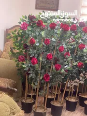  1 أشجار زينه ورد صناعي   متوفر لون احمر فقط  شغل بيتي مرتب بزبط داخلي و خارجي للمنزل وللغرف و للمداخل