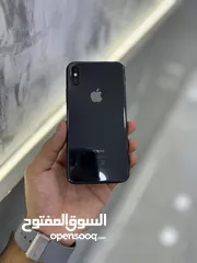  1 ايفون X 64 جيجا لون اسود بحالة الجديد شاشته ولا خدش مستبدل بطارية مكفولة سنة والجهاز مكفول