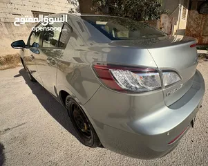  5 مازدا 3 موديل 2013 اوتوماتيك توب نظافه الفحص مرفق بالصور ... اقتصادية وليست بحاجة اي شيئ