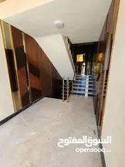  15 شقة ارضية للبيع في منطقة الصنوبر - ref : 14432