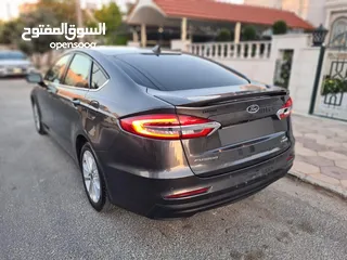  7 FORD  FUSION SE 2019