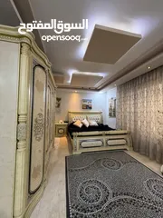  28 ‏شقة فاخرة 4 نوم للبيع او للإيجار السنوي بمساحة داخلية 322 وخارجية 650
