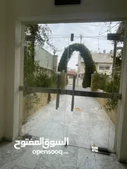  27 ‎شقة مميزة للبيع في منطقة ام السماق مساحة 213 متر