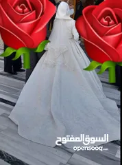  4 بدلة عروس بيضه