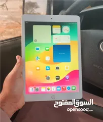  2 ايباد 8 نظيف اقرا الوصف.