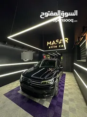  1 Tiguan 2019 fully loaded black edition 4/4  2000 banzeen