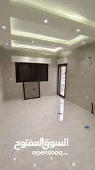 12 شقة سوبر ديلوكس طابق ثالث مع روف في مرج الحمام