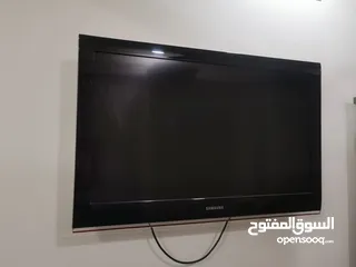  1 Samsung Tv for sale