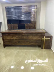  11 مكتب مدير مميز مع جانبيه وحده الادراج مع طاوله