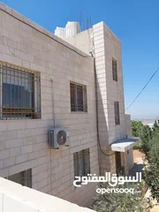  17 بسعر شقة فيلا دوبلكس مع شقة منفصلة للبيع في أبو نصير