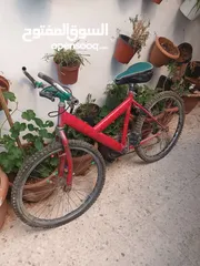  3 بسكليتات مستعمله بحاجه جيده