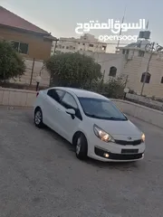  3 كيا ريو / موديل 2017 / بنزين / ماتور 1400 / عداد قليل / فحص نخب