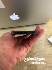  5 iphone 15.  128GB.   بطاريه 100%   جهاز بحال الجديد