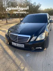  5 مرسيدس E300 نظيف