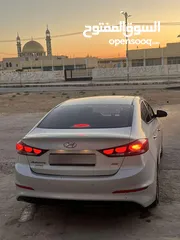  6 هونادي افانتي AD
