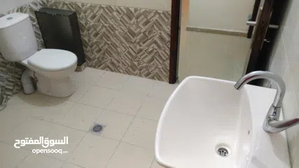  29 شقة مشطبة حديثا للبيع