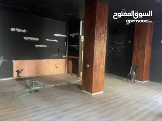  1 محلات للايجار مع المالك مباشرة عدد (2) في رام الله التحتا شارع الحسبة القديمة بجانب مخبز خلف، مساحة