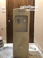  1 كولر للبيع