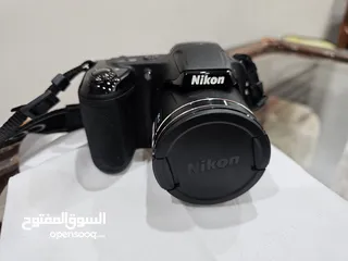  2 بحالة  ممتازة Nikon Coolpix L320