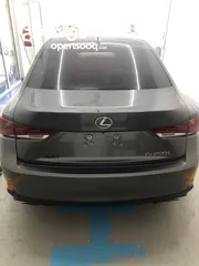  6 Lexus IS200t 2017