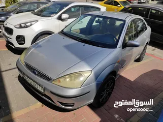 1 فورد فوكس 2003 أوتوماتيك بحالة ممتازة يد 2 ترخيص وتأمين