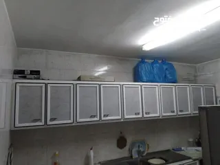  23 نشتري جميع انواع الاثاث المستعمل والخردوات والنثريات