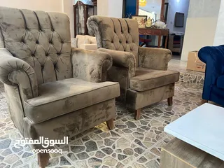  8 طقم كنب أمريكي 7 مقاعد  مفصل تفصيل من خشب السويد 4_سم وأسفنج دانلوب ،  إستعمال بسيط بحال الوكالة