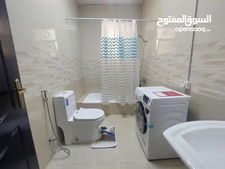  9 شقه مفروشه للإيجار في مدينة الرياض بجنوب الشامخه مكونة من غرفه وصالة