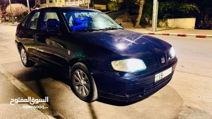  5 سيات قرطبه 2002 أوتوماتيك  دهان جديد موتو ر جيد قير  جيد   للبيع كاش او بدل على سياره احدث