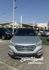  2 Hyundai santafe 2014 / GCc / full option