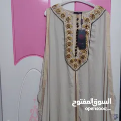  2 فساتين جديده للبيع