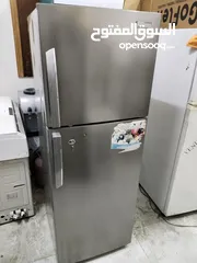  28 Hitachi refrigerator fridge is very good condition and good working