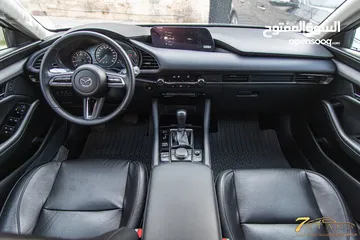  15 Mazda 3 2023 Skyactiv   السيارة وارد و كفالة الشركة و صيانة الشركة و قطعت مسافة 11,000 كم فقط