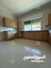  17 شقة مميزة - ام أذينة - 4نوم 2ماستر - 317م