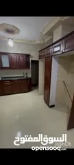  4 شقه مع رووف (300متر ) قرب شارع الاستقلال ضاحيه الاقصى