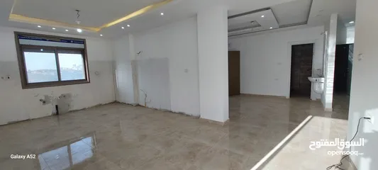  6 شقة مع ساعة كهرباء بالطيرة
