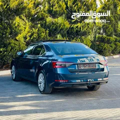  2 SKODA - SUPERB
