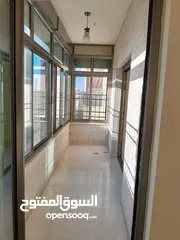  10 شقة للإيجار