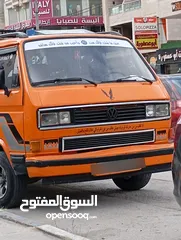  2 كابينة فولوكس فاجن موديل 1983
