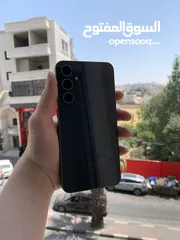  11 سامسونج جلاكسي اس 23 FE بحجم البلس جهاز بحالة الوكالة الجهاز 128 جيجا طبعاً شبه جديد