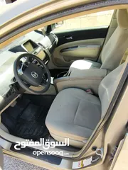  18 تويوتا بريوس 2009