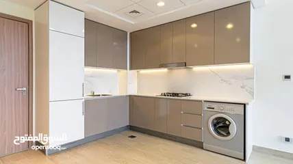  3 استقر وامتلك شقتك بأرقي مواقع دبي مقابل برج خليفه شقه غرفه وصاله تمليك بأقل سعر غير قابل للمنافسه