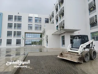  19 جرافة صغيره  بوبكات للإيجار