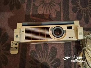  3 بروجيكتور النوعية .. Sony