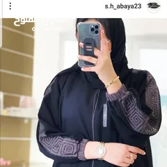  26 عبايات للبيع