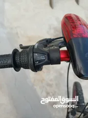  5 بسكليت ( دراجة هوائية ) نمرة 26 مستعمل امريكي بحاله ممتازه جدا، للبيع سريع