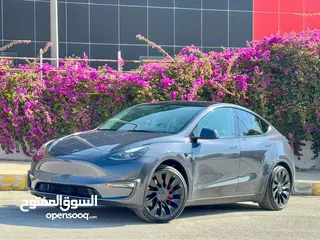  3 ‏Tesla Model y performance 2022 Long Range فحص 7 جيد بدون أي ملاحظة اوتوسكور B+ أرباج أصلي