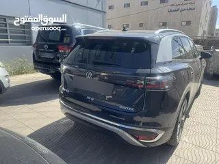  4 موديل 23 قاطعة مسافة 30000 كم السيارة فل الفل أعلى صنف برو فحص كامل وتحت الكفالة