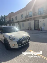  5 Mini cooper 2015 lady driver very clean 19.000