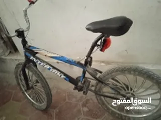  1 دراجه هوائيه نضيف والسعر جيد